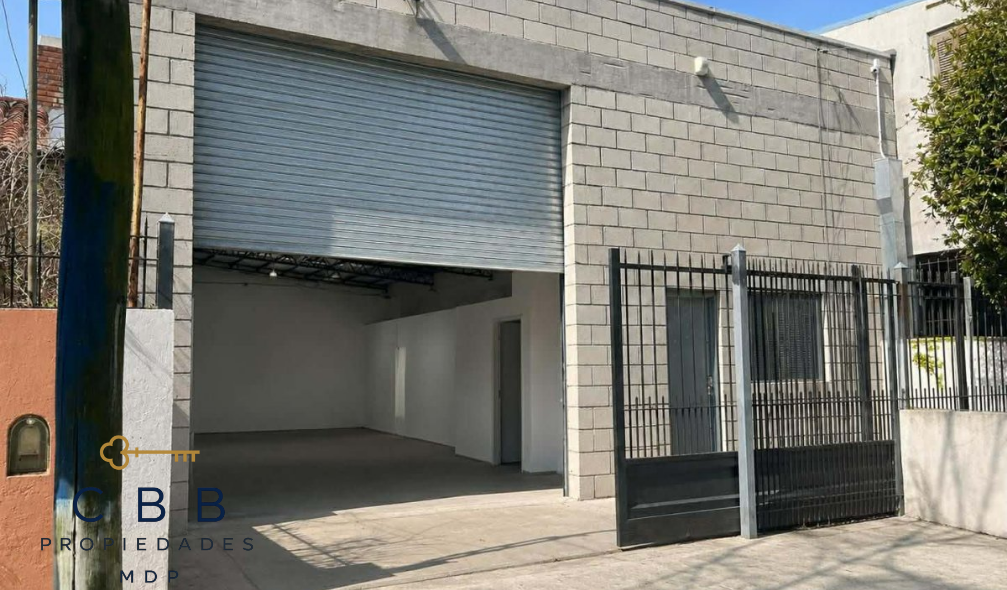 Excelente Galpon Valentini 1100 | Zona Puerto